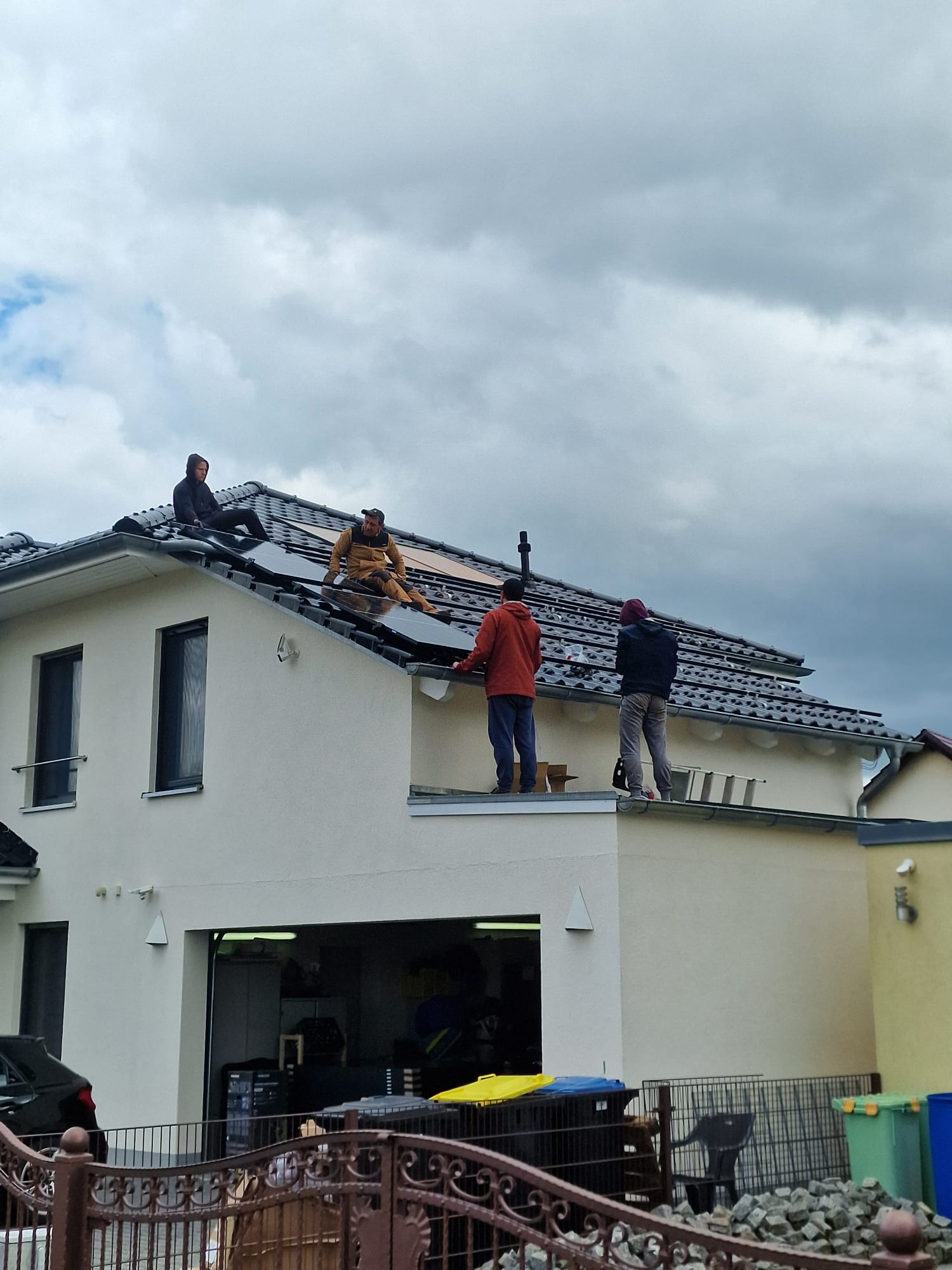 Installation und Anschluss